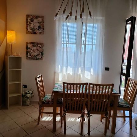 Relax Apartment Varcaturo Bagian luar foto