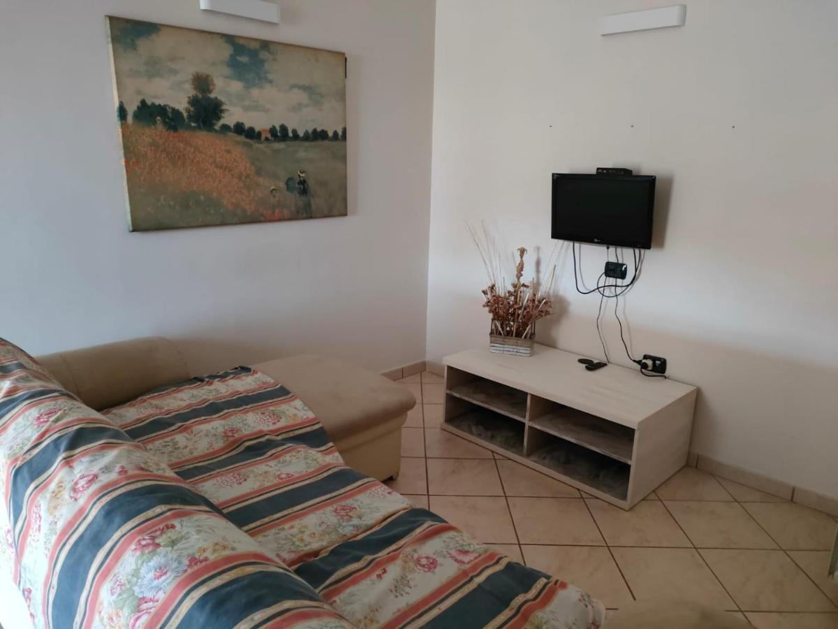 Relax Apartment Varcaturo Bagian luar foto